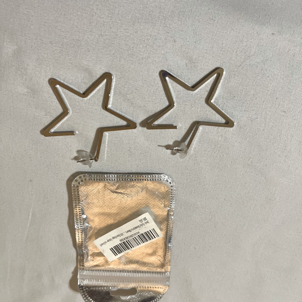 Brand New Star Earrings